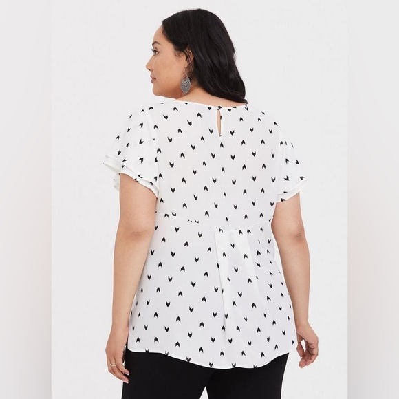 Torrid Georgette Flutter Sleeve Blouse - Picture 3 of 10